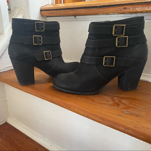 Multi Buckled Bootie - Picture 2 of 2